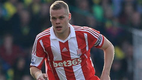 Transfer News Ryan Shawcross Welcomes New Arrivals At Stoke Football