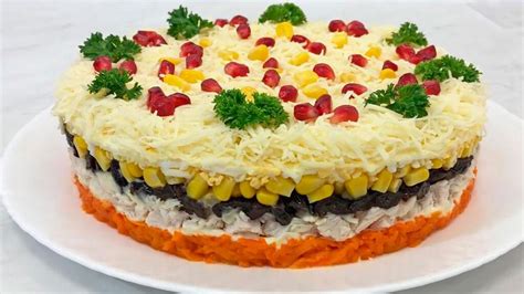 Слоеный салат с курицей и черносливом "Герцогиня" - 1001 рецепт