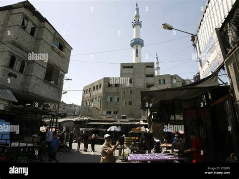 Rafah, Gaza Strip, Palestinian Territory. 17th Sep, 2014. Palestinians ...