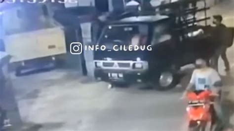 Mobil Pikap Di Ciledug Dicuri Komplotan Maling Polisi Buru Pelaku