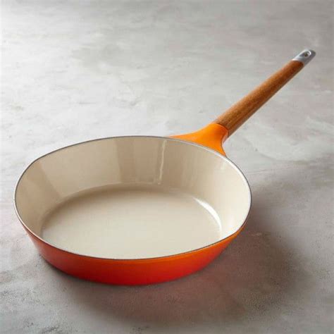 Le Creuset Signature Enameled Cast Iron Deep Skillet | Le creuset ...