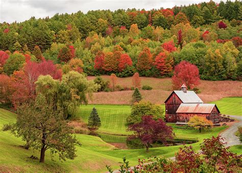 Iconic Sleepy Hollow Farm In Pomfret Vermont Photograph By Steven Heap