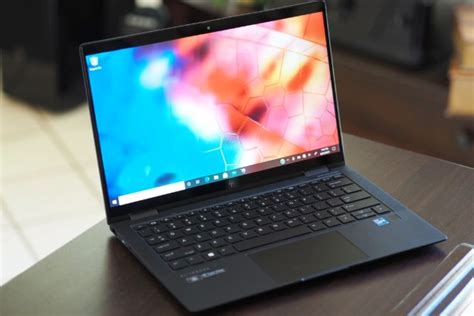 Hp Elite Dragonfly Max Review A Video Dream Machine Digital Trends