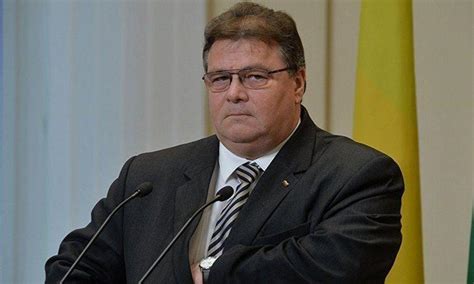 Глава МИД Литвы: отправившийся в Белоруссию Р. Паксас не представляет ...