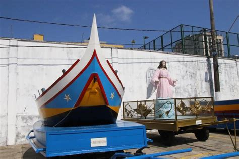 Carros De Promessa Do Círio De Nazaré Ficam Em Exposição Na Praça