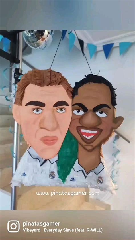 Pi Ata Caricatura Benzema Y Vinicius Benzema Vinicius Realmadrid