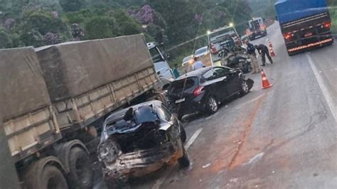 Engavetamento Nove Ve Culos Complica Tr Nsito Na Serra Do Mar