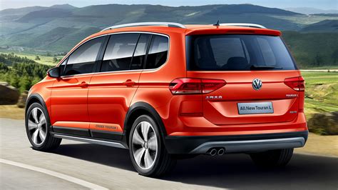 2018 Volkswagen Cross Touran LWB CN Wallpapers And HD Images