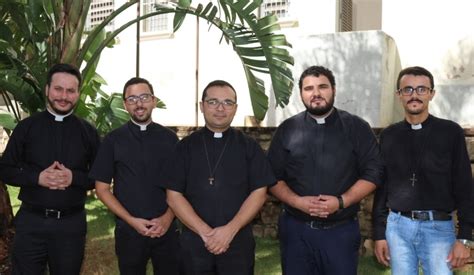 Ordena O Presbiteral Acontece Hoje Na Catedral Diocese De S O Carlos