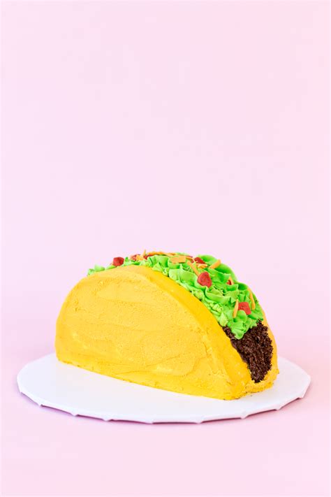 DIY Taco Cake - Studio DIY