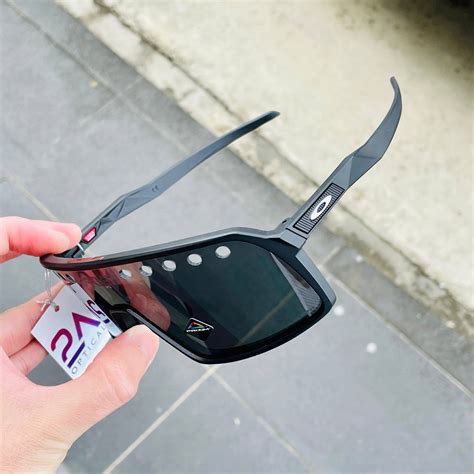 Oakley Sutro Matte Black Prizm Black Vented 2aoptical