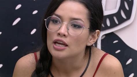 BBB21 Juliette desaba em lágrimas após ser confrontada por Gilberto e