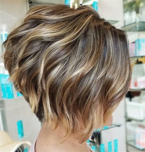 Stacked Wavy Bronde Balayage Bob Layered Bob Hairstyles Bob