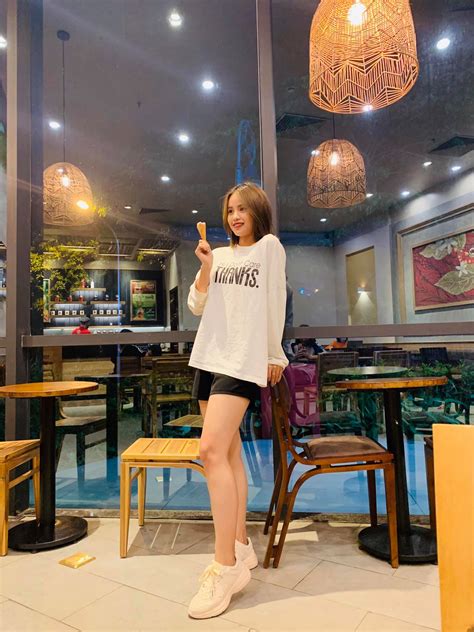 Hot girl bắn cung Đỗ Thị Ánh Nguyệt mở hàng cho đoàn TTVN tại Olympic Tokyo