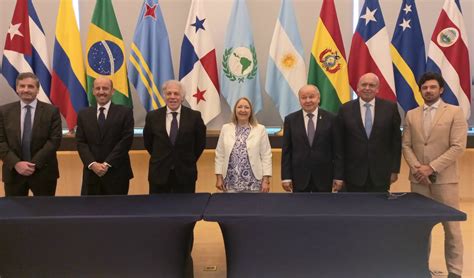 Parlatino y OEA suscriben acuerdo en pro del desarrollo y la integración en América Latina y el