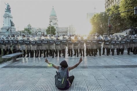 Balacera Y Represi N En El Congreso Fuerzas De Seguridad Atacan A