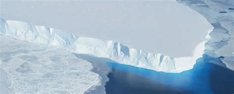 Ice Shelf At Antarcticas Doomsday Glacier Wont Last 5 Years