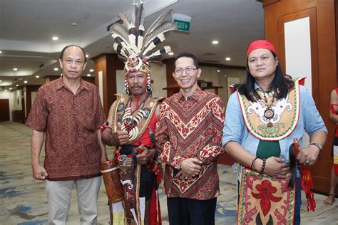 Hadir Pelantikan Pengurus Bubuhan Banjar Kepri Amsakar Ajak Jaga