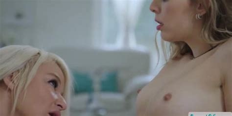 Big Tits Girl London River Fingers Lily Larimars Teen Pussy Tnaflix