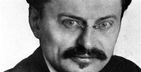 El Revolucionario Ruso Le N Trotsky Es Asesinado En M Xico Df History