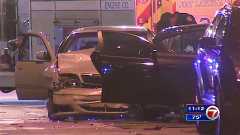 Multi Vehicle Crash In Fort Lauderdale Causes Traffic Delays Wsvn