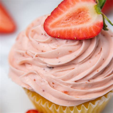 3 Ingredient Homemade Strawberry Frosting Recipe Laptrinhx News