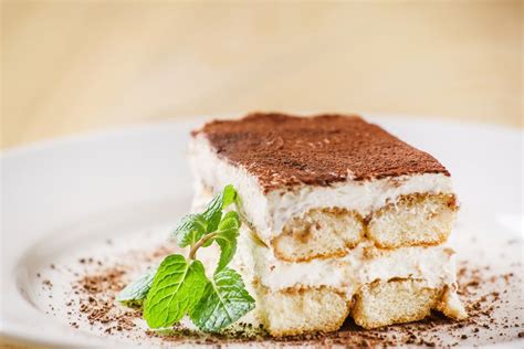 Tiramisù senza mascarpone la ricetta del dolce fresco e veloce