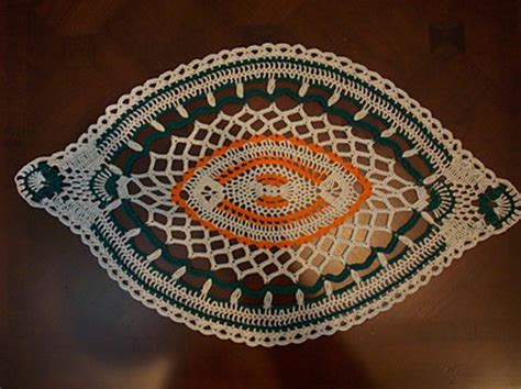 Ravelry Two Color Oval Doily Pattern By Richard Sechriest