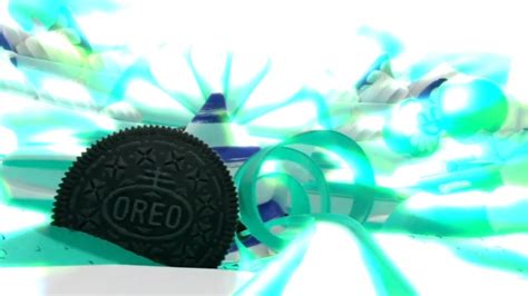 Yummy And Delicious Strawberry Flavor Of Oreo In Mind Blowing Effects