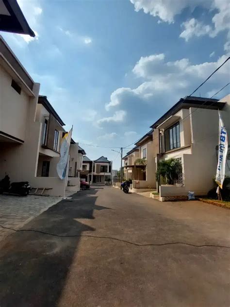 Rumah Cluster Exclusive Baru Siap Huni Di Setu Cipayung Jakarta Timur