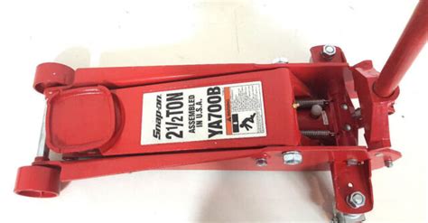 Snap On 2 1 2 Ton Hydraulic Service Jack YA700B For Sale Online EBay