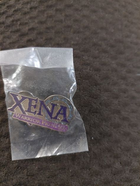 XENA WARRIOR PRINCESS - OFFICIAL CREATION CMETAL Chakram LOGO PIN No