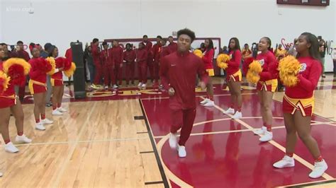 Yates High School basketball headed to state | khou.com