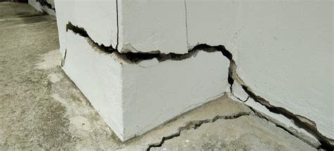 How to Repair Cracks in a Concrete Slab Foundation | DoItYourself.com