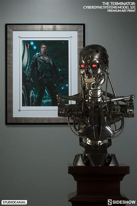 The Terminator Cyberdyne Systems Model 101 W Statue System Model