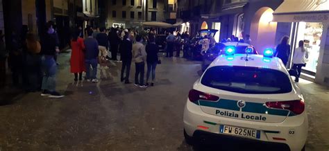 Vigevano Controlli Nella Zona Della Movida Senza Mascherine Sei