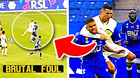 Cristiano Ronaldo Headlock Foul Vs Al Hilal Player Youtube