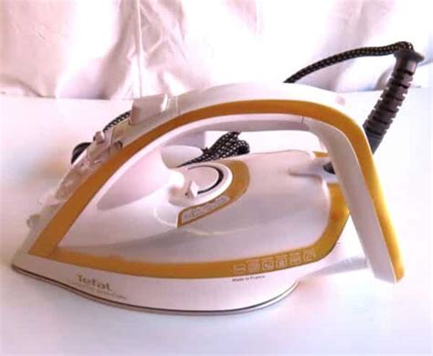 TEFAL TURBO PRO ANTI-CALC IRON FV5646 - $130.00