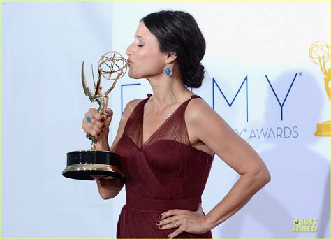 Julia Louis Dreyfus Emmys Outstanding Lead Comedy Actress Photo 2727400 Julia Louis