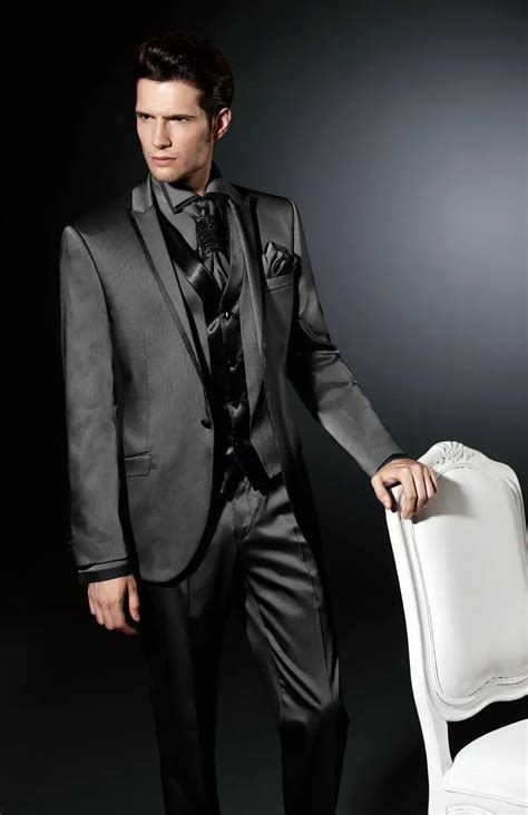 Custom Made Groom Tuxedo Shiny Grey Groomsmen Peak Lapel Weddingdinner Suits Best Man