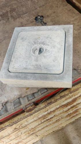 CEMENT Full Floor Square Rcc Chamber Cover With Frame 300mm To 600mm