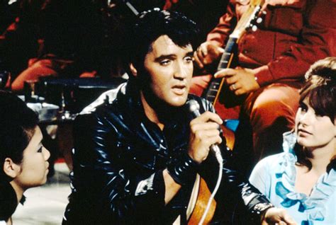 10 Elvis Songs You Didn’t Realize Were Covers