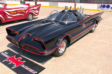 The Lincoln Futura Batmobile The First Batmobile Used In The 1960 S