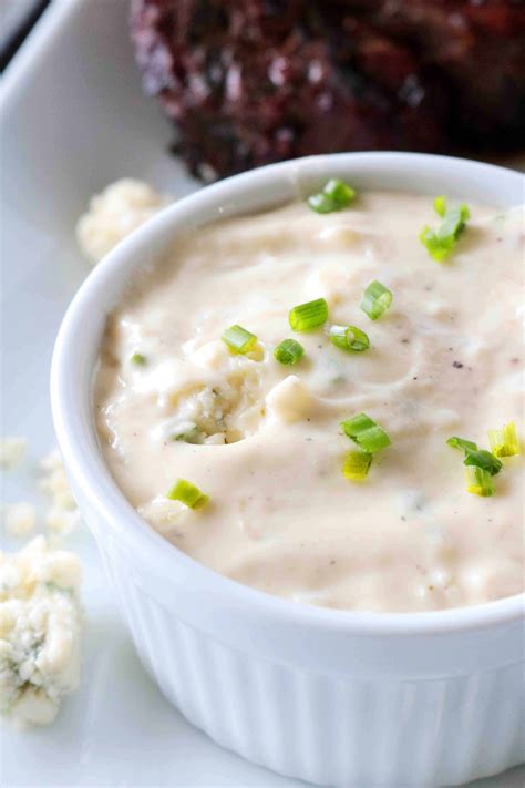 Gorgonzola Sauce Recipe (Ready in 20 Minutes!)