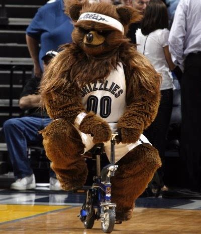 NBA Basketball Mascots: Utah Jazz Mascot Jazz Bear Pictures