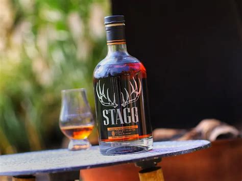 Stagg Jr Batch 19 22B Bourbon Review, 43% OFF