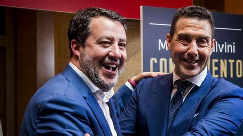 Vannacci E Salvini A Piazza Duomo Conflitti E Polemiche