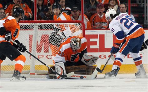 Flyers Suffer Rare Home Loss vs. Islanders