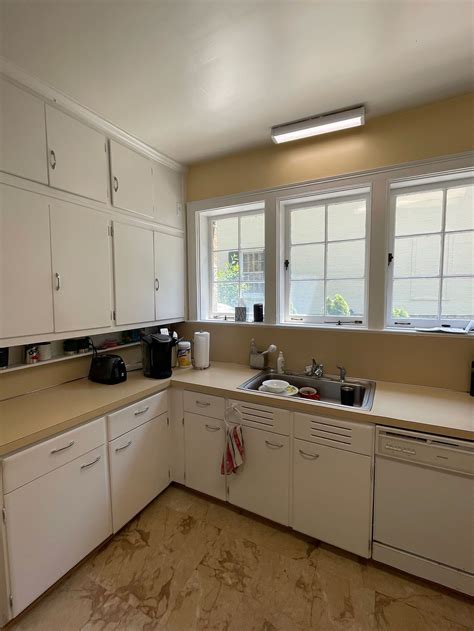 Modernizing a Classic Kitchen in a 1950s Bungalow