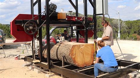 Slabbing With My Giant Bandsaw Mill Wilker Do S Bandsaw Mill